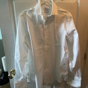White dress shirt